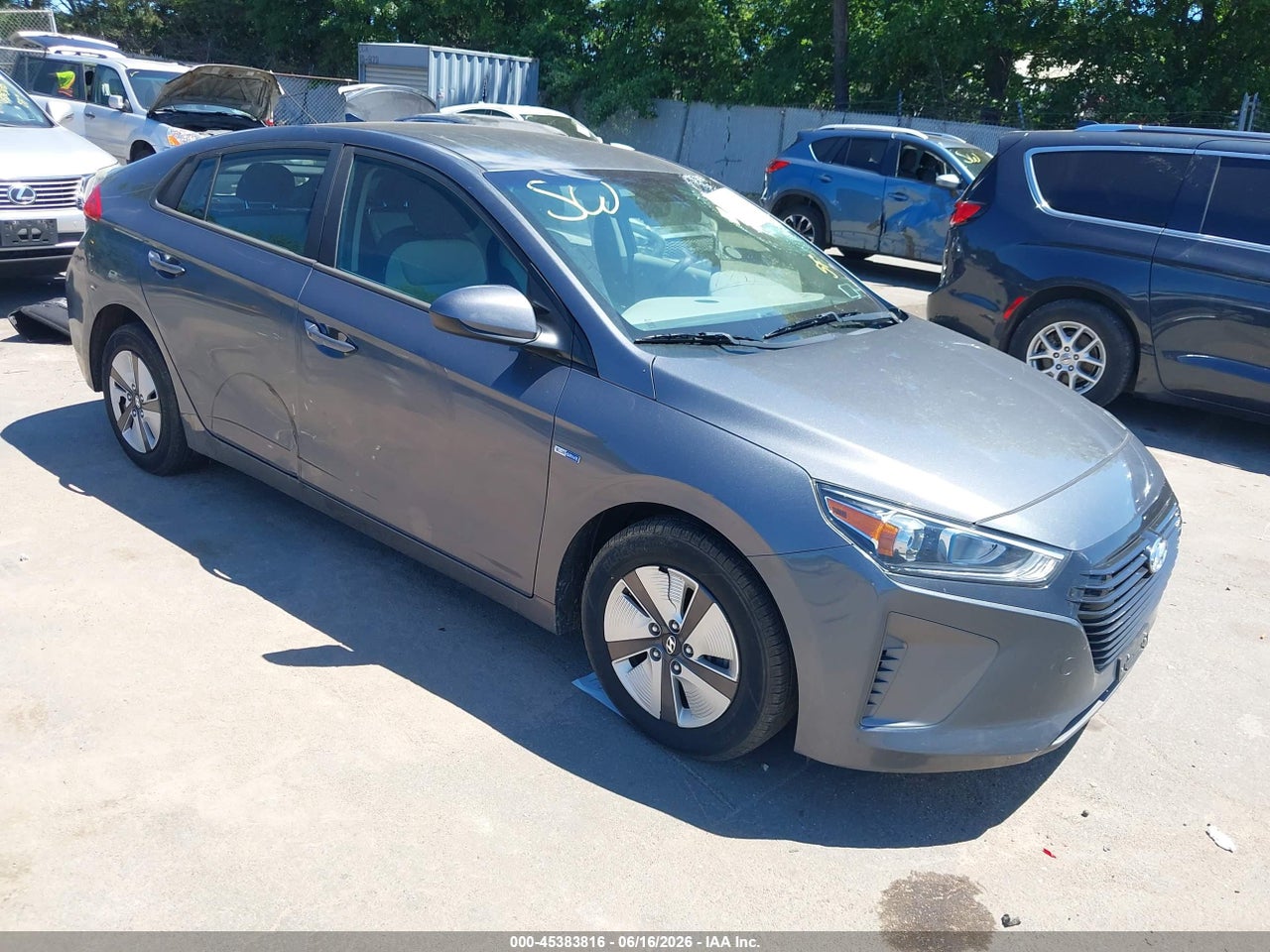 KMHC65LC3KU****** · 2019 HYUNDAI IONIQ HYBRID BLUE