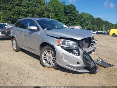 YV4612RM6F2****** · 2015 VOLVO XC60 T5 PLATINUM