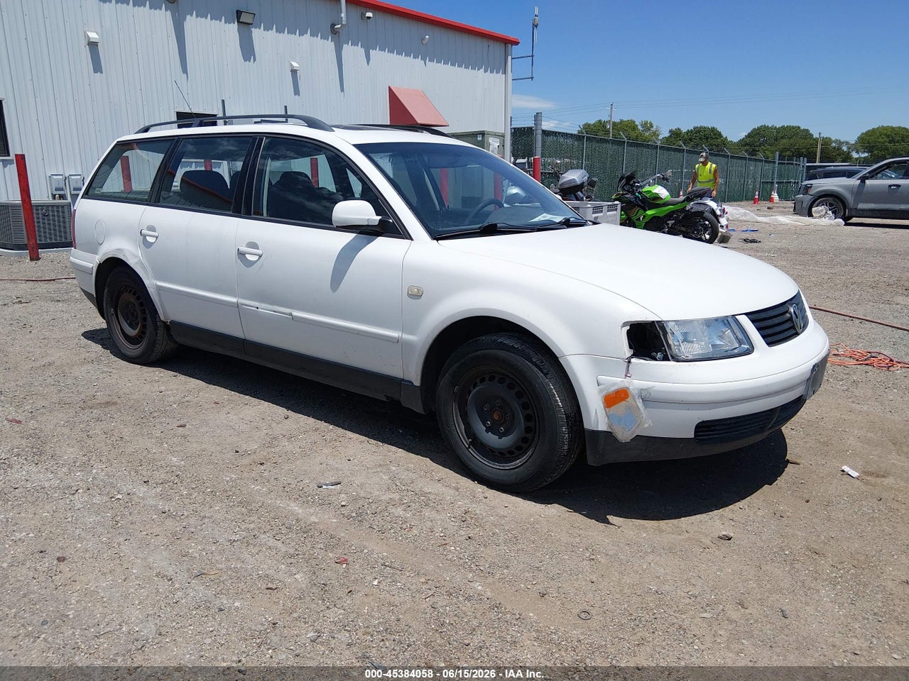WVWNA63B1XE****** · 1999 VOLKSWAGEN PASSAT GLS