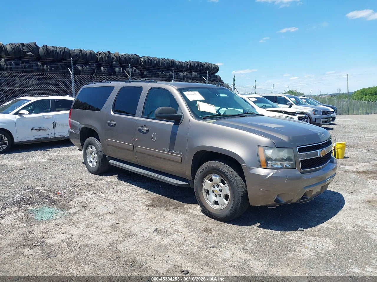 1GNSKJE75CR****** · 2012 CHEVROLET SUBURBAN 1500 LT