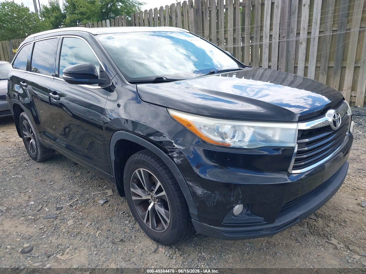 5TDJKRFH5GS****** · 2016 TOYOTA HIGHLANDER XLE V6