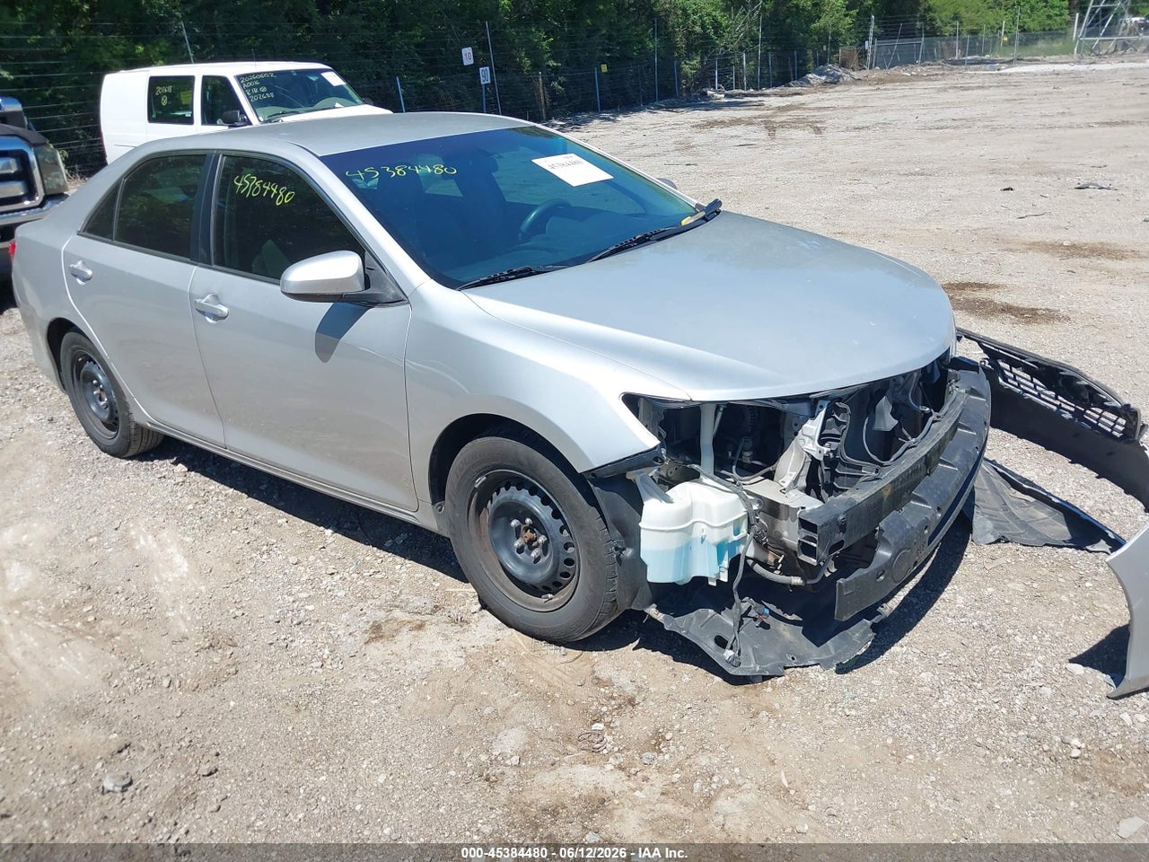 4T1BF1FK7EU****** · 2014 TOYOTA CAMRY LE
