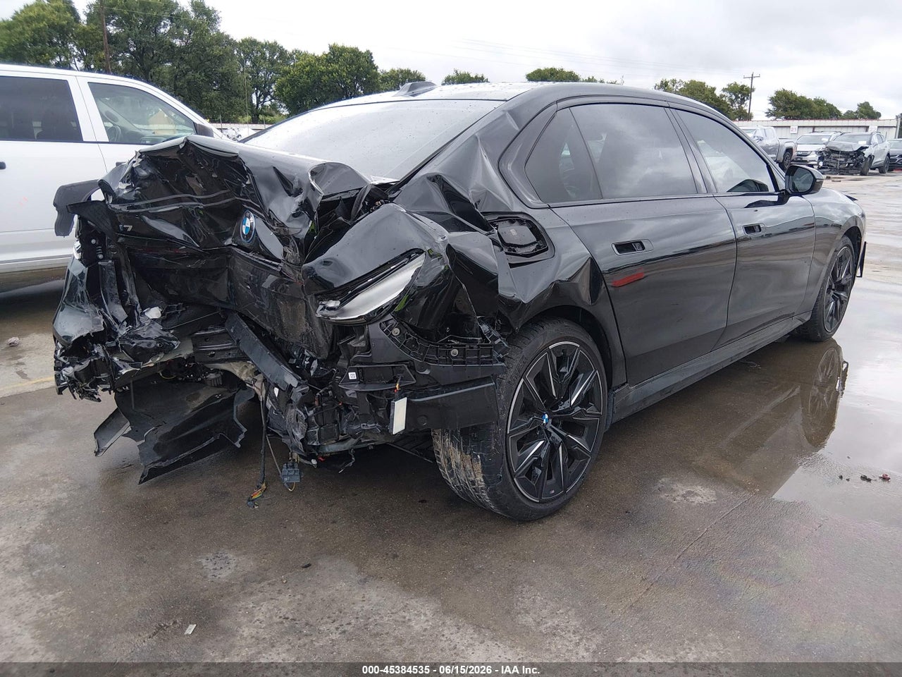 2024 BMW I7 EDRIVE50 · 4/11