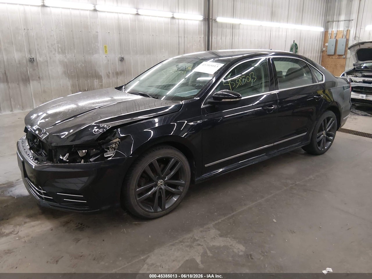 2017 VOLKSWAGEN PASSAT 1.8T R-LINE · 2/11