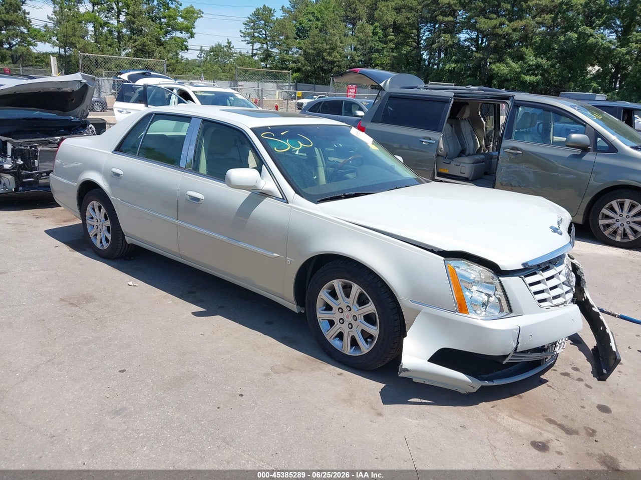 2010 CADILLAC DTS PREMIUM COLLECTION