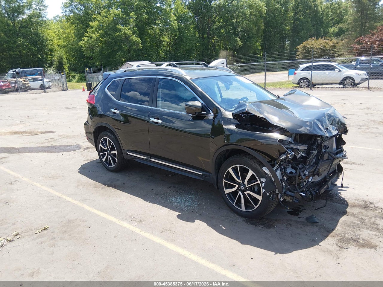 JN8AT2MV7HW****** · 2017 NISSAN ROGUE SL