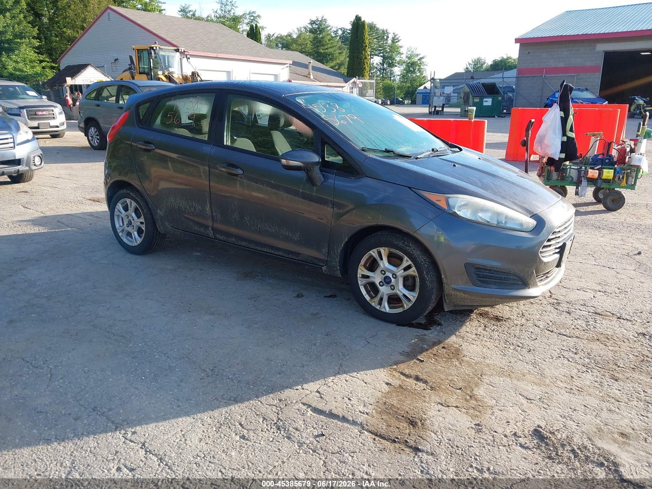 3FADP4EJ9FM****** · 2015 FORD FIESTA SE