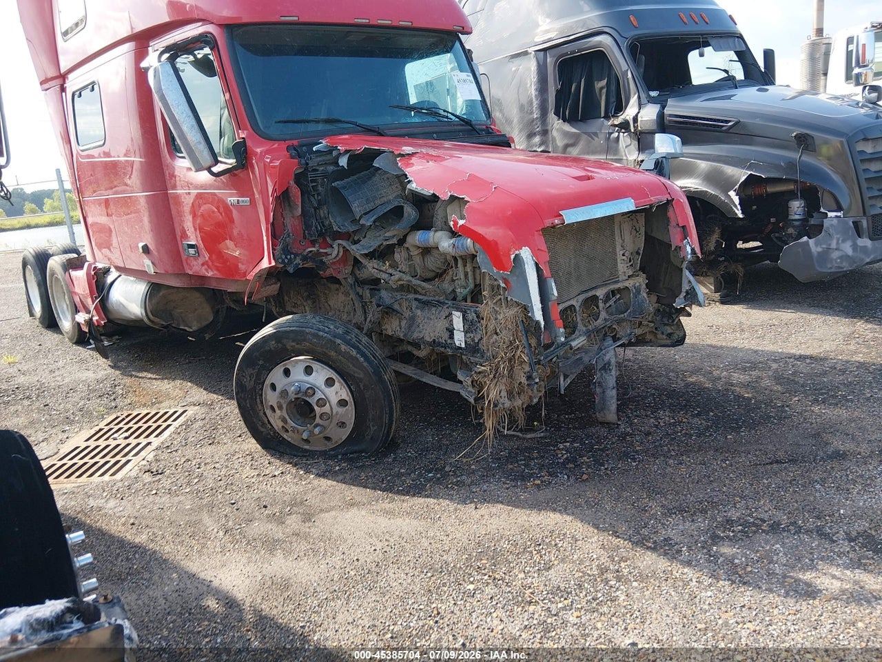 4V4NC9EH8KN****** · 2019 VOLVO VNL