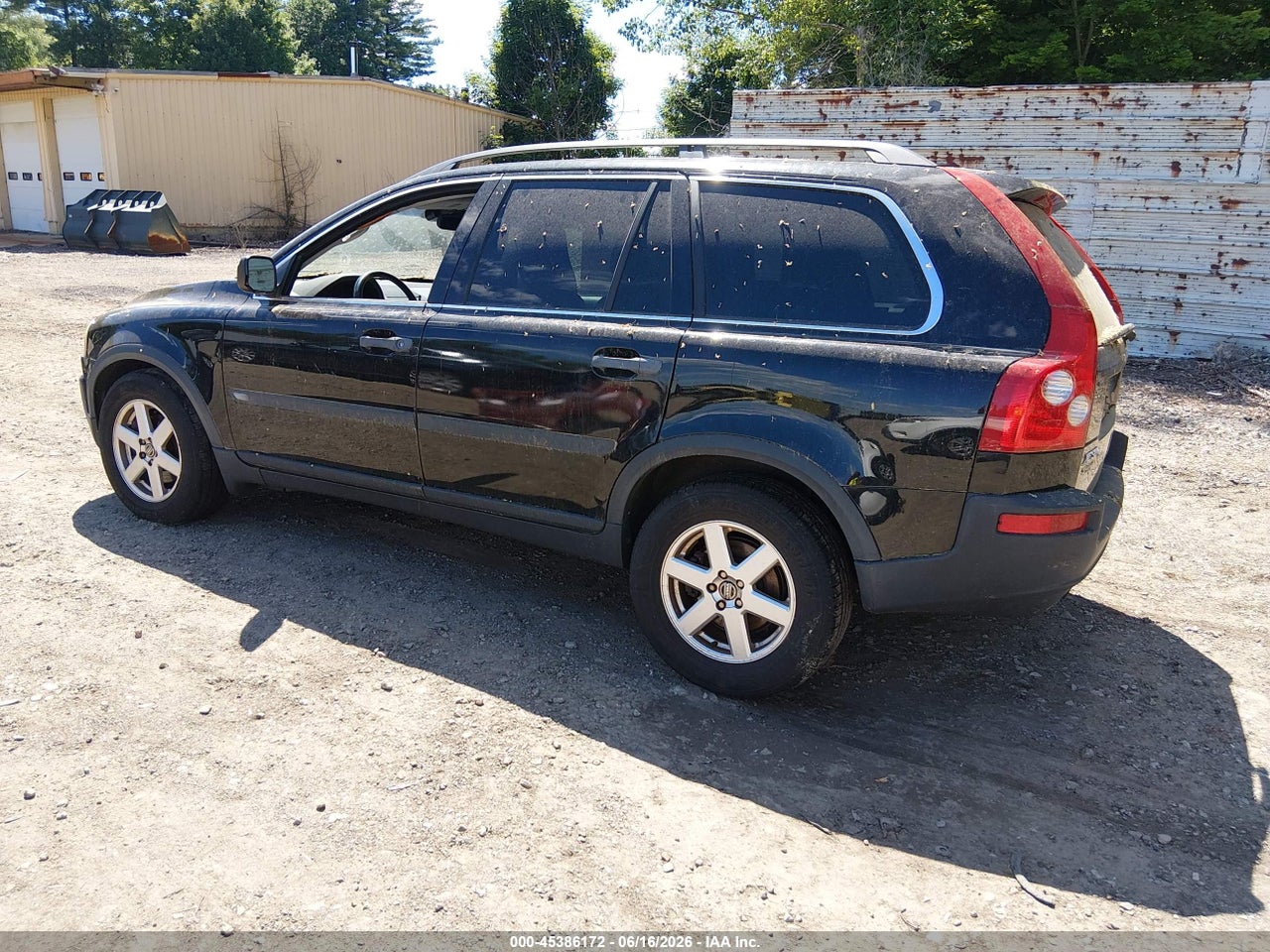 2005 VOLVO XC90 2.5T AWD · 3/5