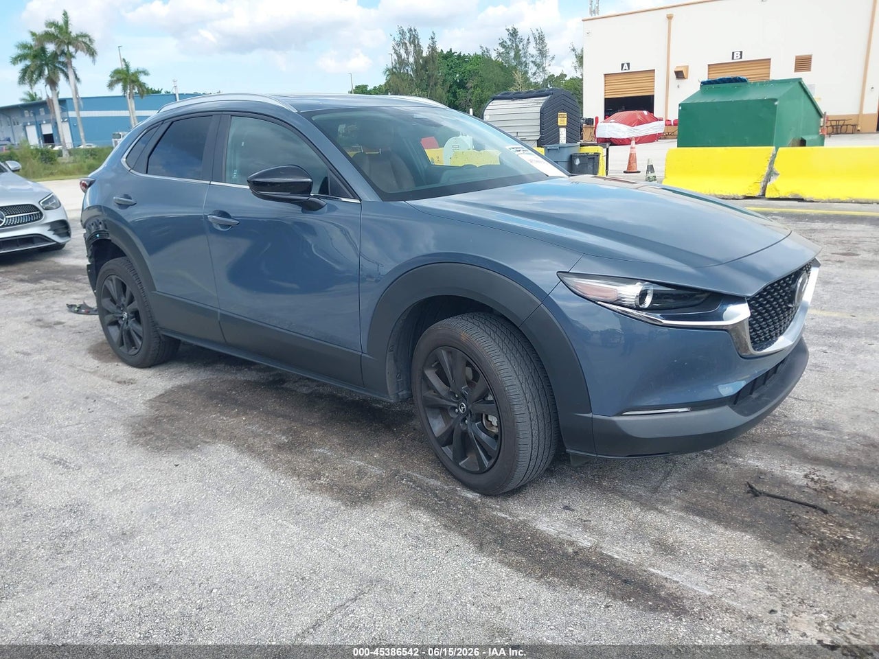 3MVDMBCM6SM****** · 2025 MAZDA CX-30 2.5 S CARBON EDITION