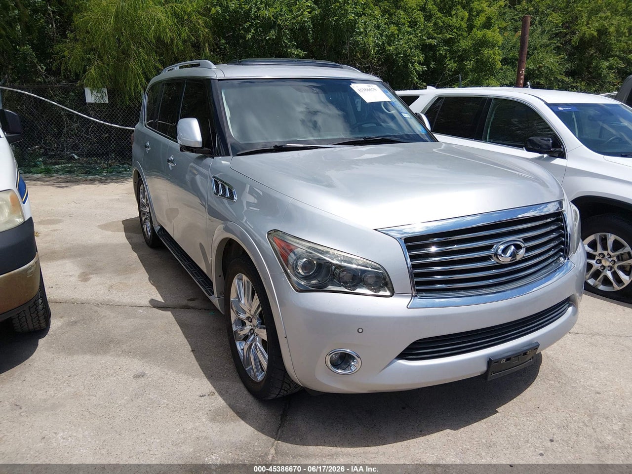 JN8AZ2ND6B9****** · 2011 INFINITI QX56