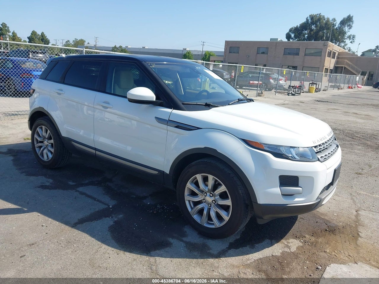 SALVN2BG4FH****** · 2015 LAND ROVER RANGE ROVER EVOQUE PURE