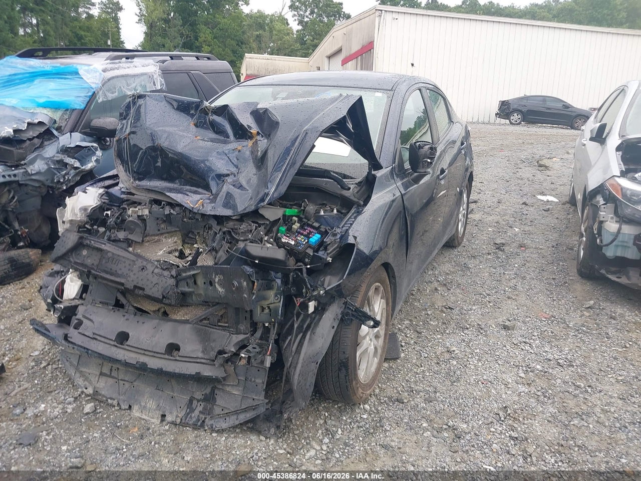 2016 SCION IA · 2/11