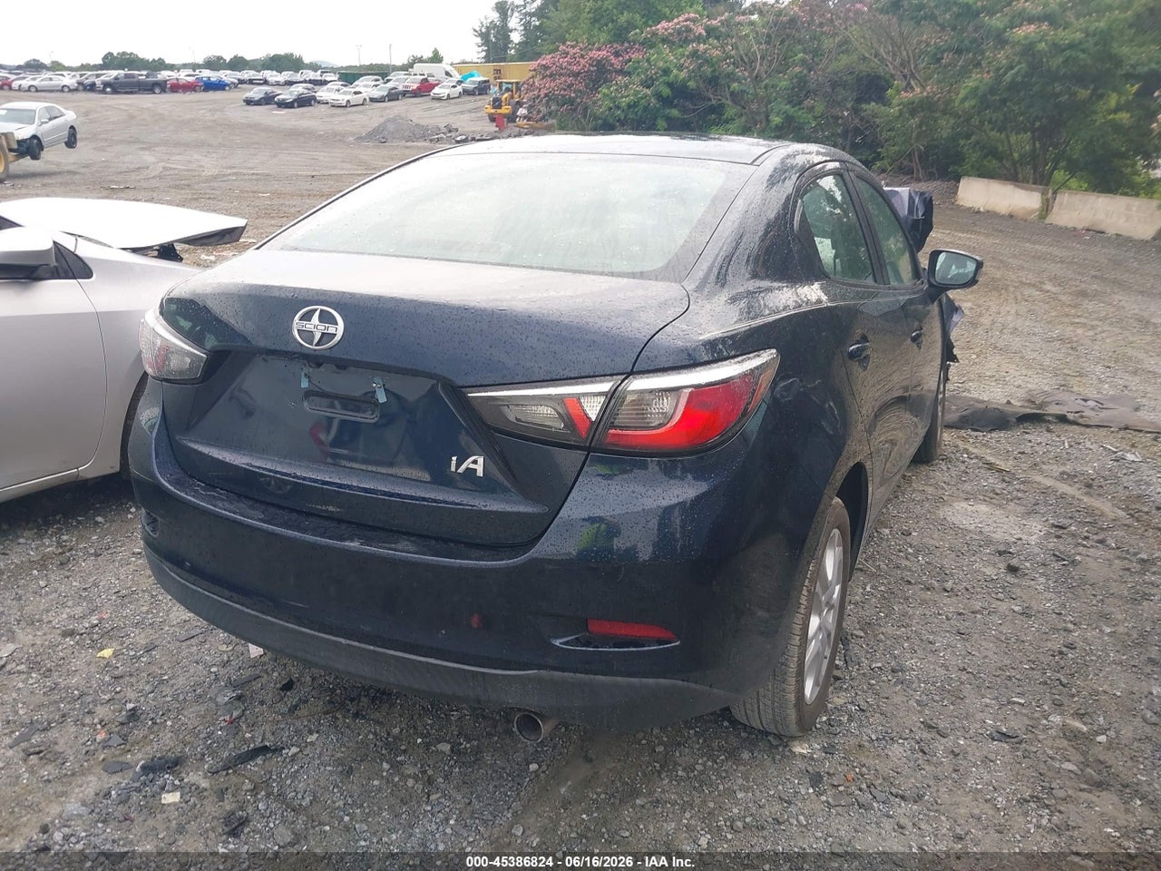 2016 SCION IA · 4/11