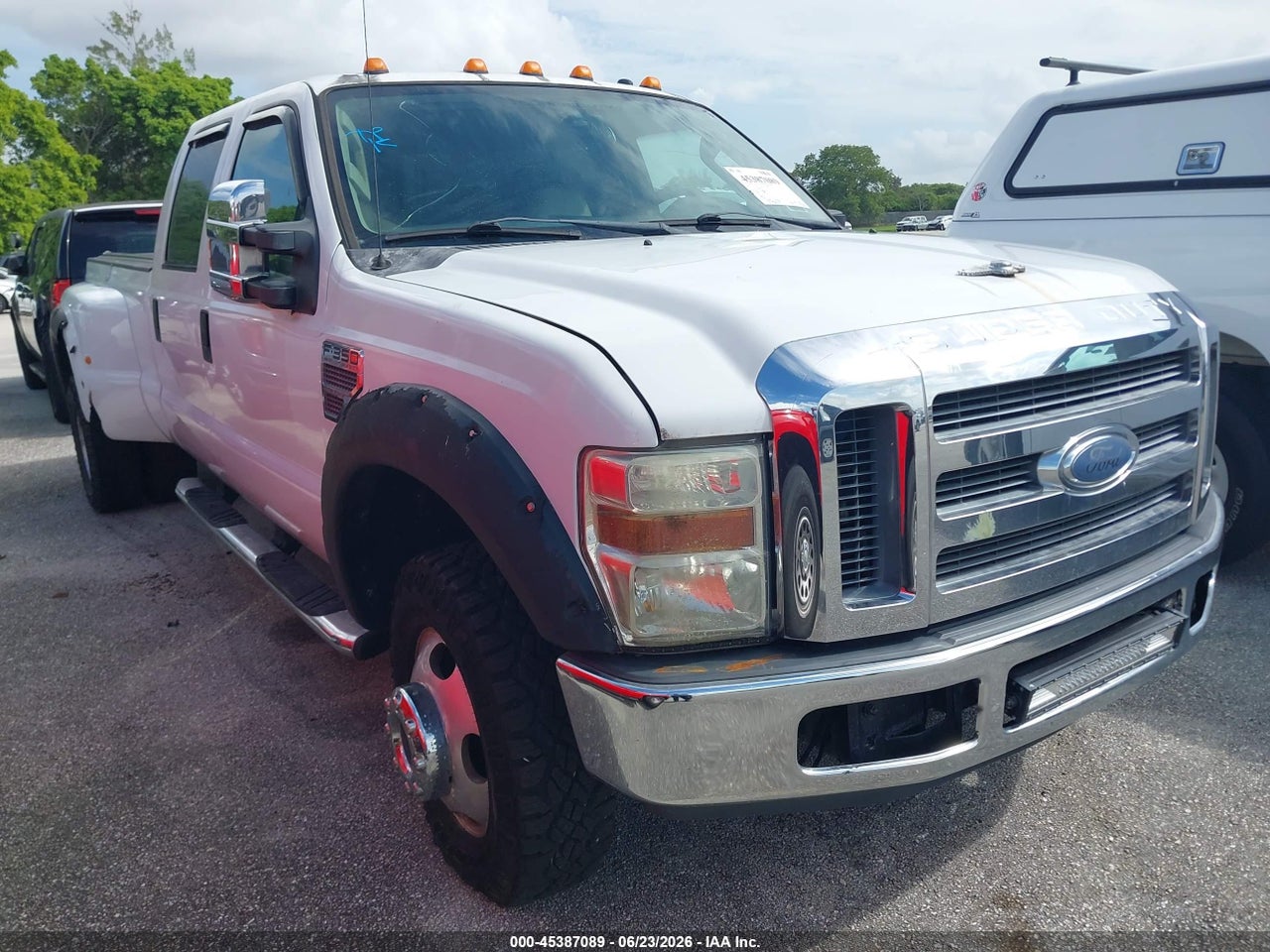 1FTWW33R08E****** · 2008 FORD F-350