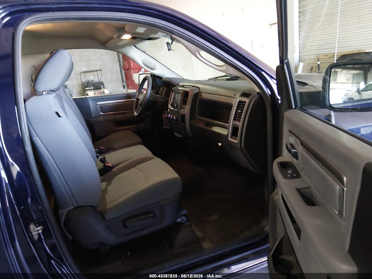 2019 RAM 1500 CLASSIC TRADESMAN  4X2 8' BOX · 5/11