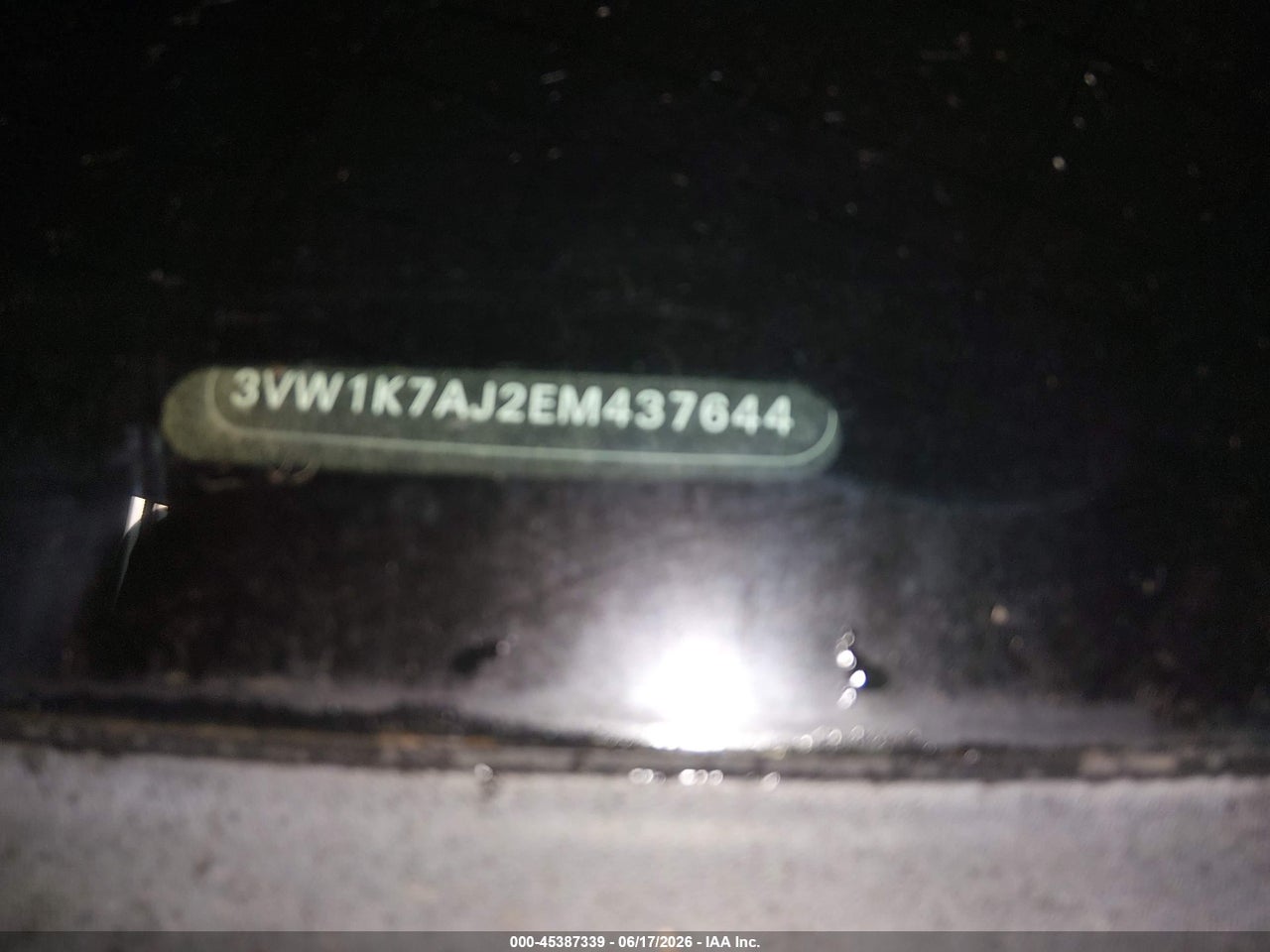 3VW1K7AJ2EM****** · 2014 VOLKSWAGEN JETTA 2.0L S · 9/11