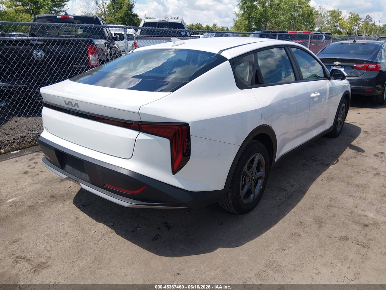 2025 KIA K4 LXS · 4/11