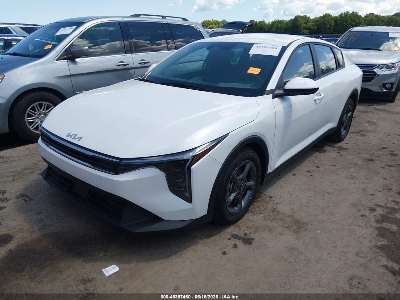 2025 KIA K4 LXS · 2/11