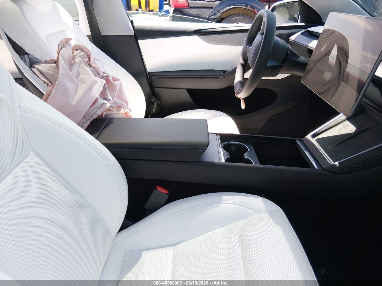 2026 TESLA MODEL Y ALL-WHEEL DRIVE/LONG RANGE LAUNCH SERIES/PREMIUM ALL-WHEEL DRIVE · 5/10
