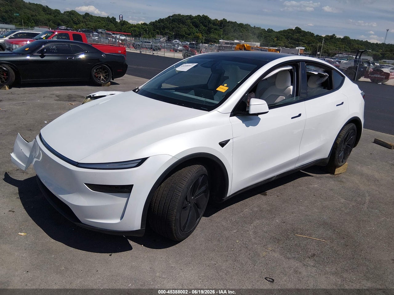 2026 TESLA MODEL Y ALL-WHEEL DRIVE/LONG RANGE LAUNCH SERIES/PREMIUM ALL-WHEEL DRIVE · 2/10