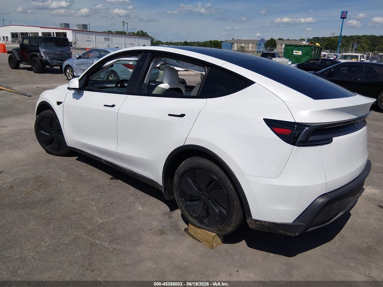 2026 TESLA MODEL Y ALL-WHEEL DRIVE/LONG RANGE LAUNCH SERIES/PREMIUM ALL-WHEEL DRIVE · 3/10