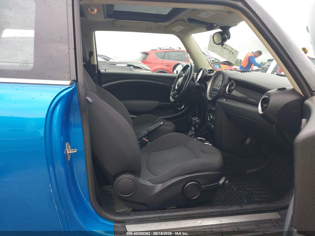 2011 MINI COOPER S   · 5/11