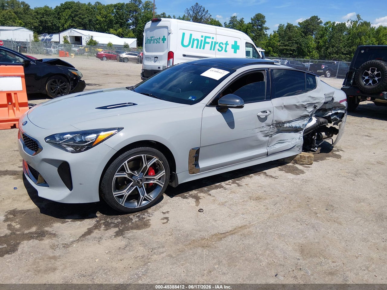 2019 KIA STINGER GT1 · 2/11