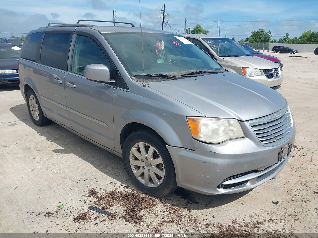 2C4RC1BG4DR****** · 2013 CHRYSLER TOWN &amp; COUNTRY TOURING