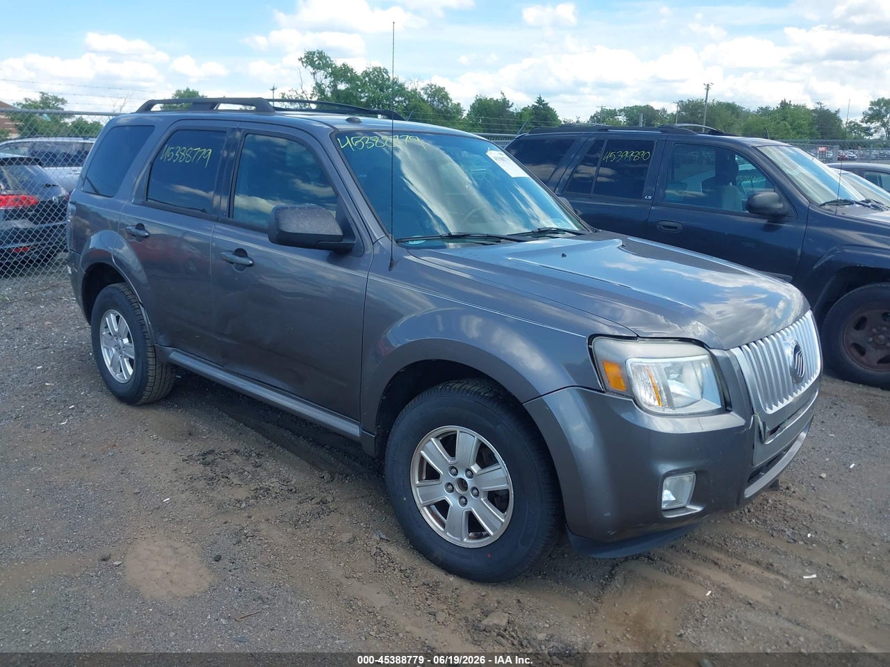 4M2CN8B79BK****** · 2011 MERCURY MARINER