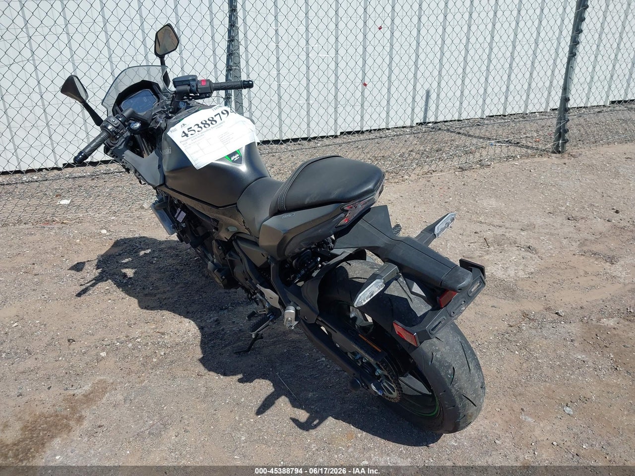 2024 KAWASAKI EX650 R · 3/11