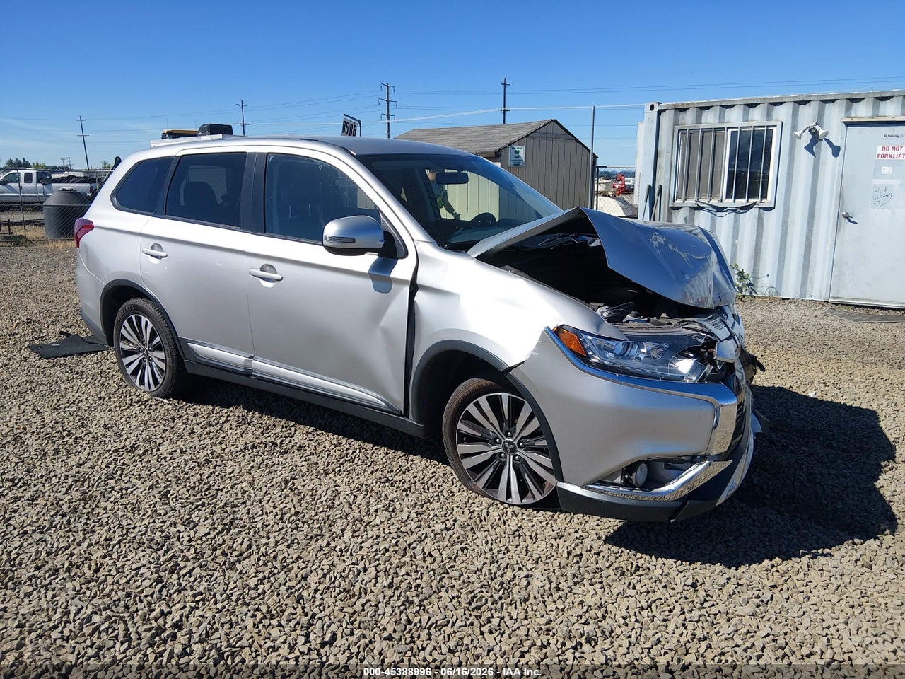 JA4AD3A33KZ****** · 2019 MITSUBISHI OUTLANDER SE