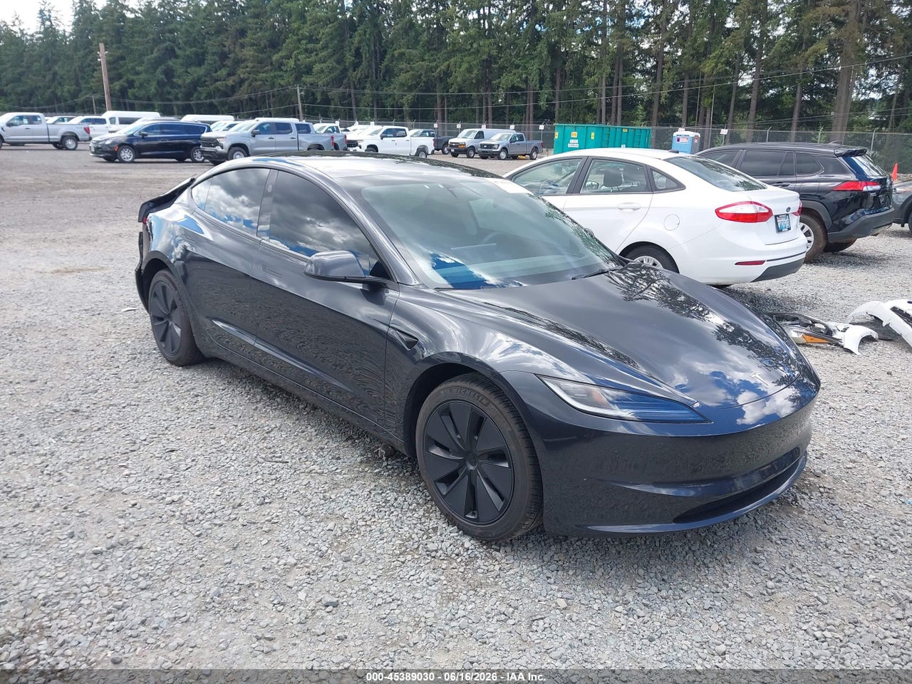 5YJ3E1EA8SF****** · 2025 TESLA MODEL 3 LONG RANGE REAR-WHEEL DRIVE/STANDARD REAR-WHEEL DRIVE