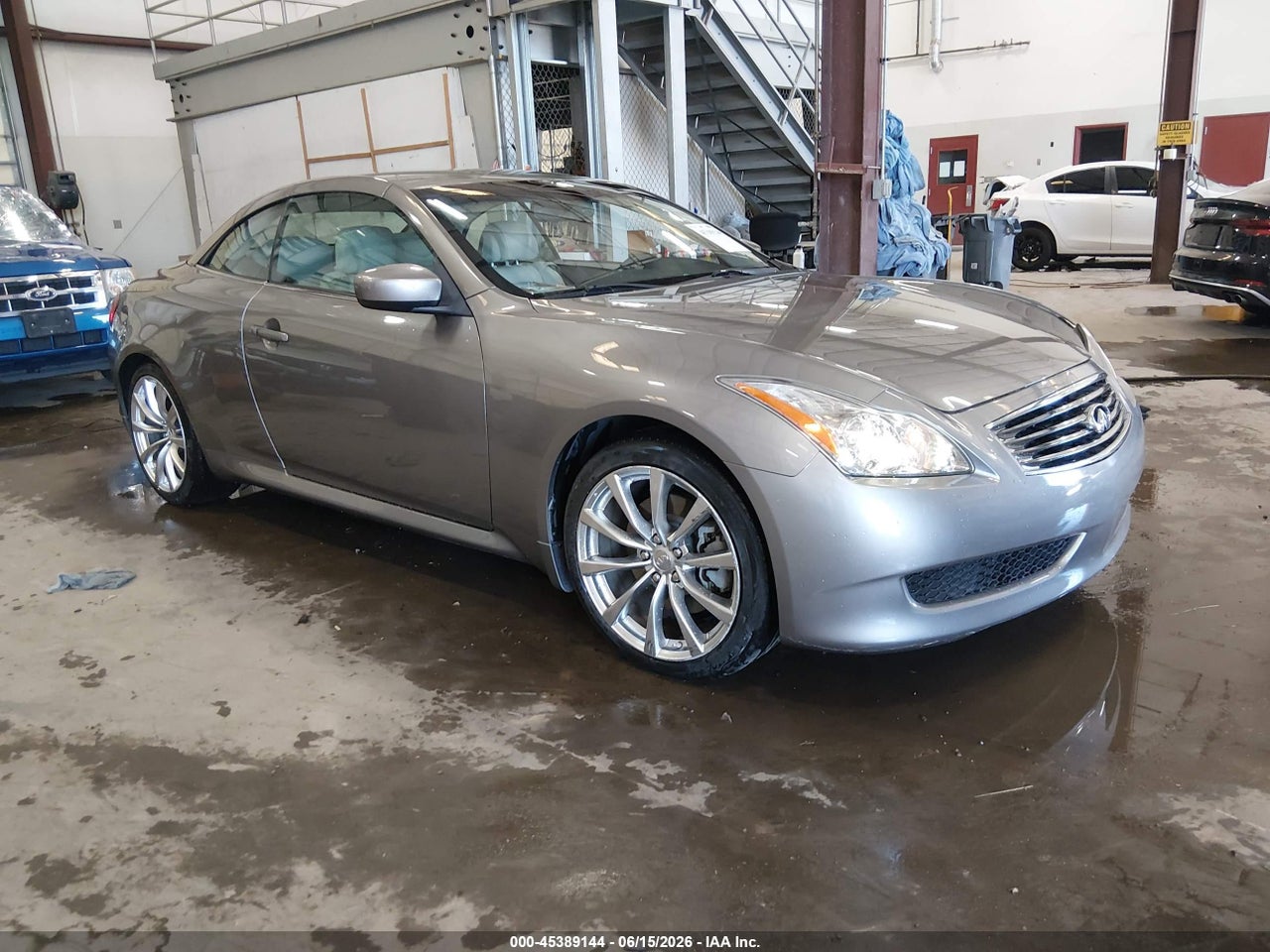 JNKCV66EX9M****** · 2009 INFINITI G37