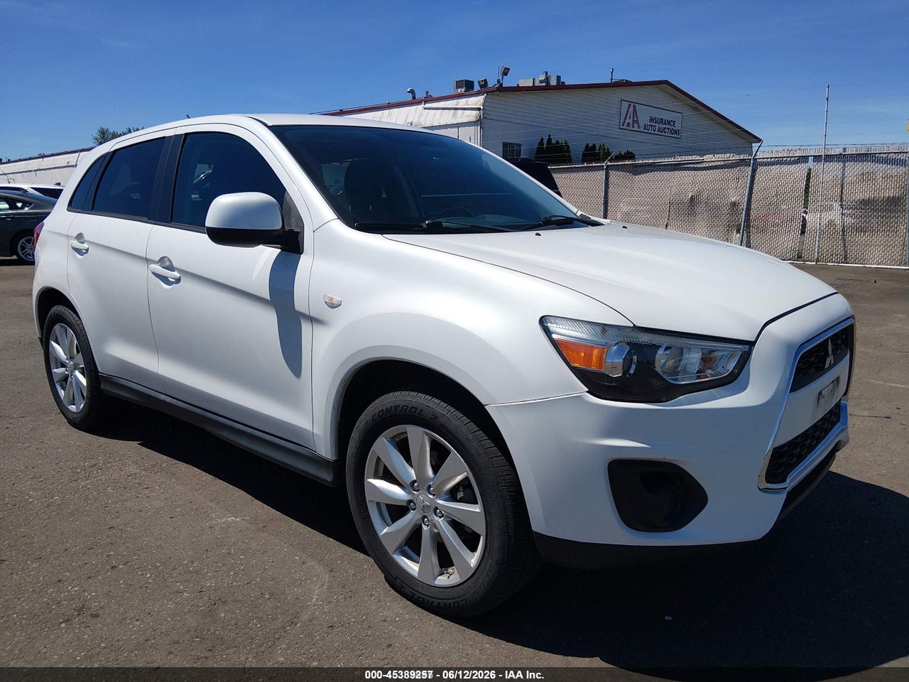 4A4AR3AU6FE****** · 2015 MITSUBISHI OUTLANDER SPORT ES