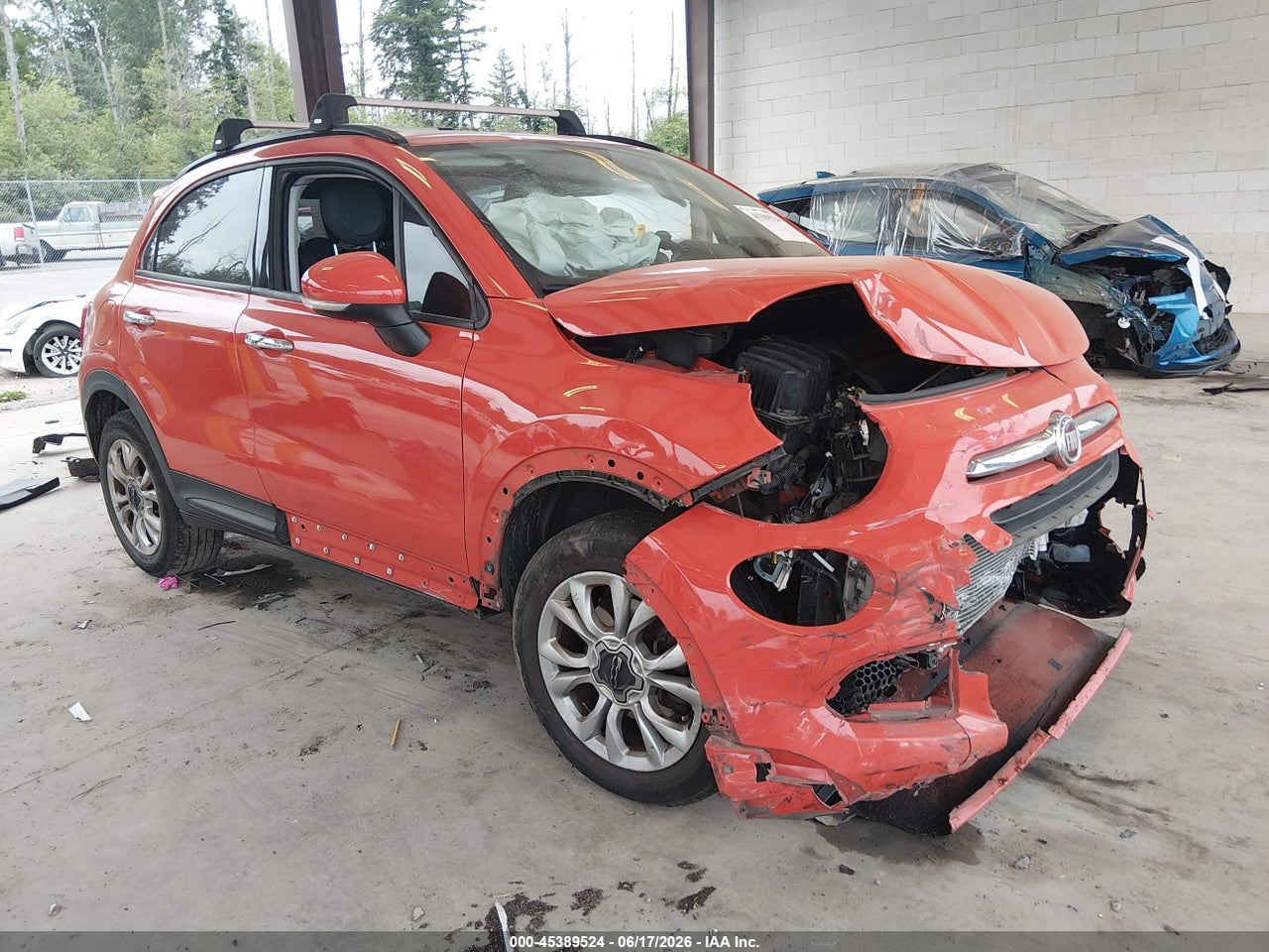 ZFBCFYBT5GP****** · 2016 FIAT 500X EASY