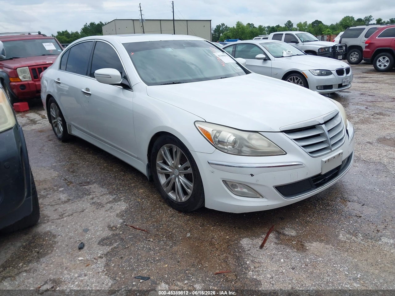KMHGC4DD8CU****** · 2012 HYUNDAI GENESIS 3.8