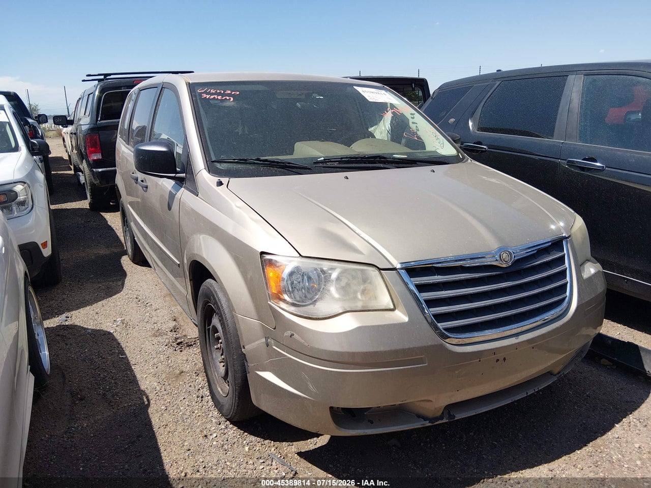 2A8HR44H18R****** · 2008 CHRYSLER TOWN &amp; COUNTRY LX