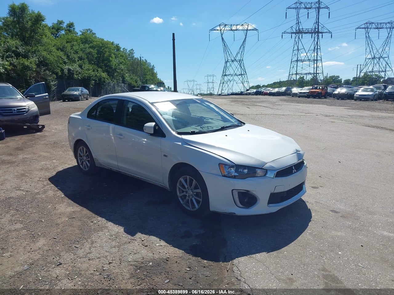 JA32U2FUXGU****** · 2016 MITSUBISHI LANCER ES