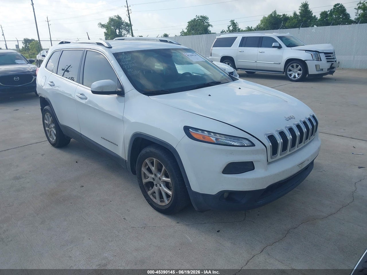 1C4PJLCS0GW****** · 2016 JEEP CHEROKEE LATITUDE