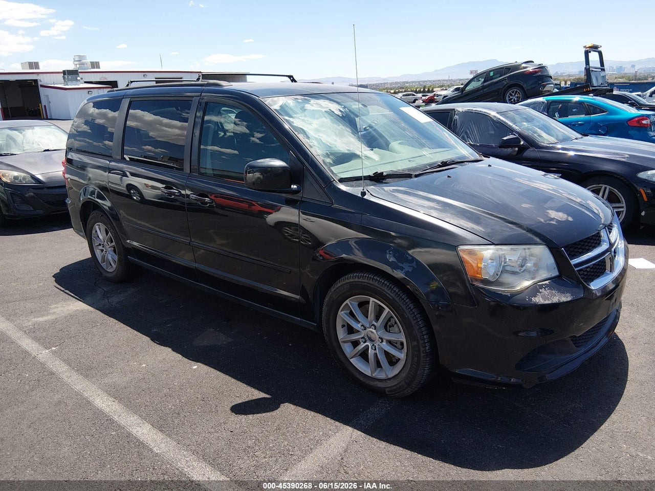 2C4RDGCG7FR****** · 2015 DODGE GRAND CARAVAN SXT