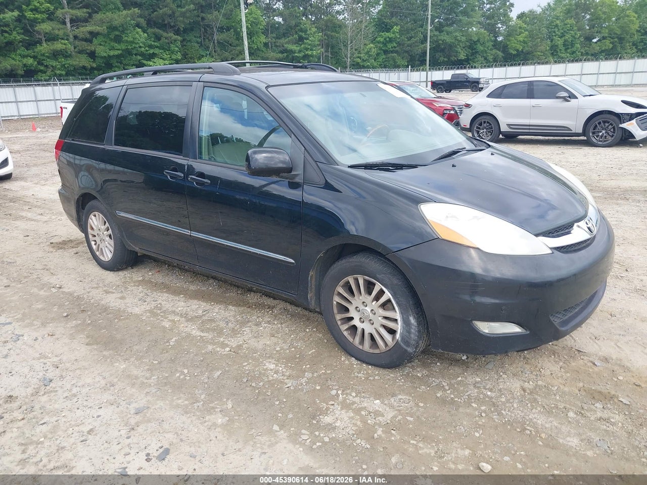 5TDZK22C68S****** · 2008 TOYOTA SIENNA LIMITED