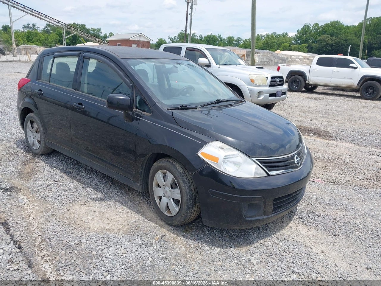 3N1BC1CP8BL****** · 2011 NISSAN VERSA 1.8S