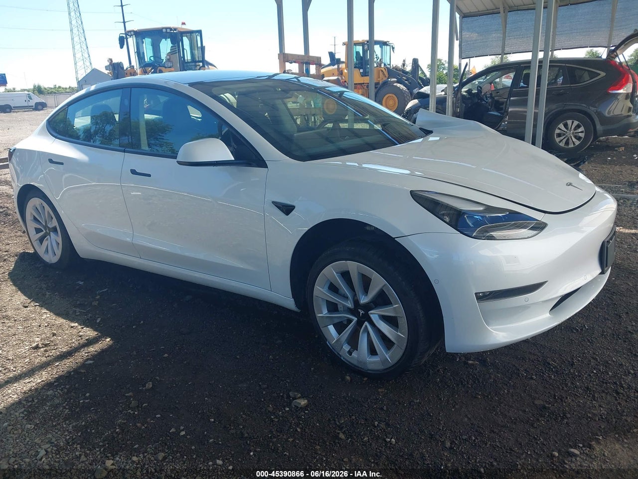 5YJ3E1EB7NF****** · 2022 TESLA MODEL 3 LONG RANGE DUAL MOTOR ALL-WHEEL DRIVE