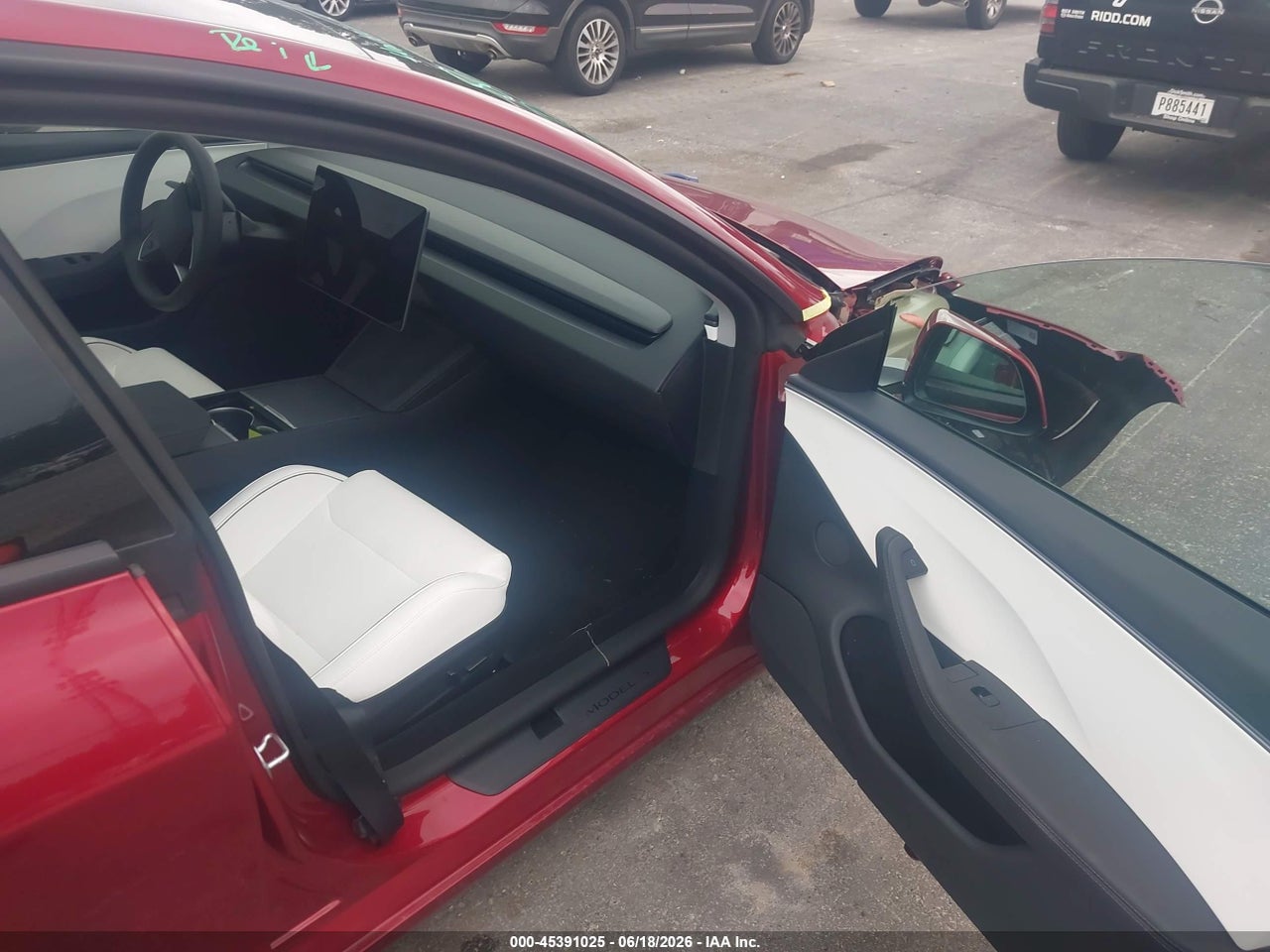 2026 TESLA MODEL 3 PERFORMANCE ALL-WHEEL DRIVE · 5/10