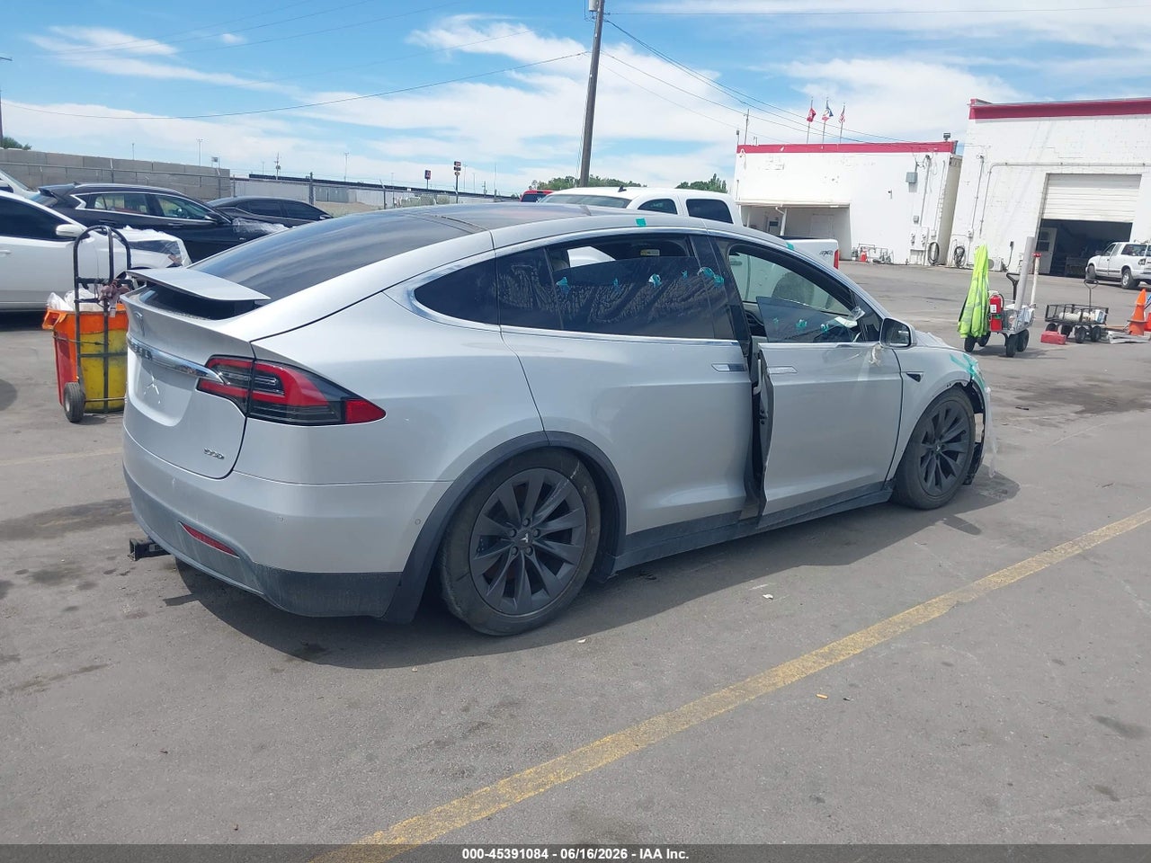 2017 TESLA MODEL X 100D/75D/90D · 4/11