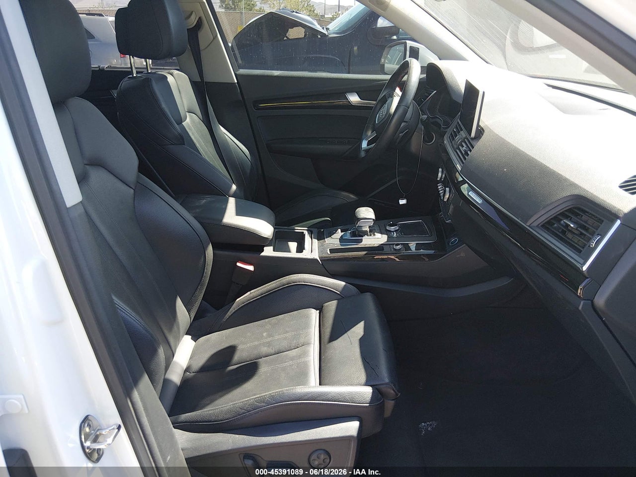 2018 AUDI Q5 2.0T PREMIUM/2.0T TECH PREMIUM · 5/11