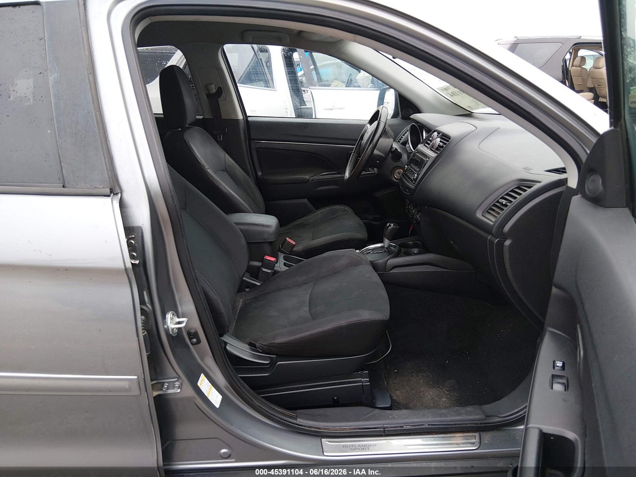 2015 MITSUBISHI OUTLANDER SPORT ES · 5/11