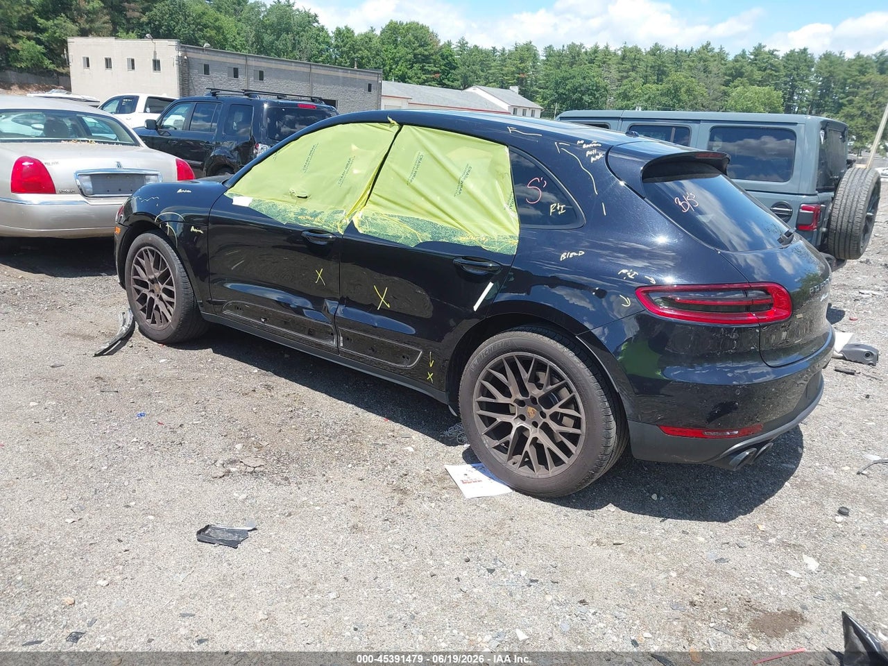 2018 PORSCHE MACAN SPORT EDITION · 3/11