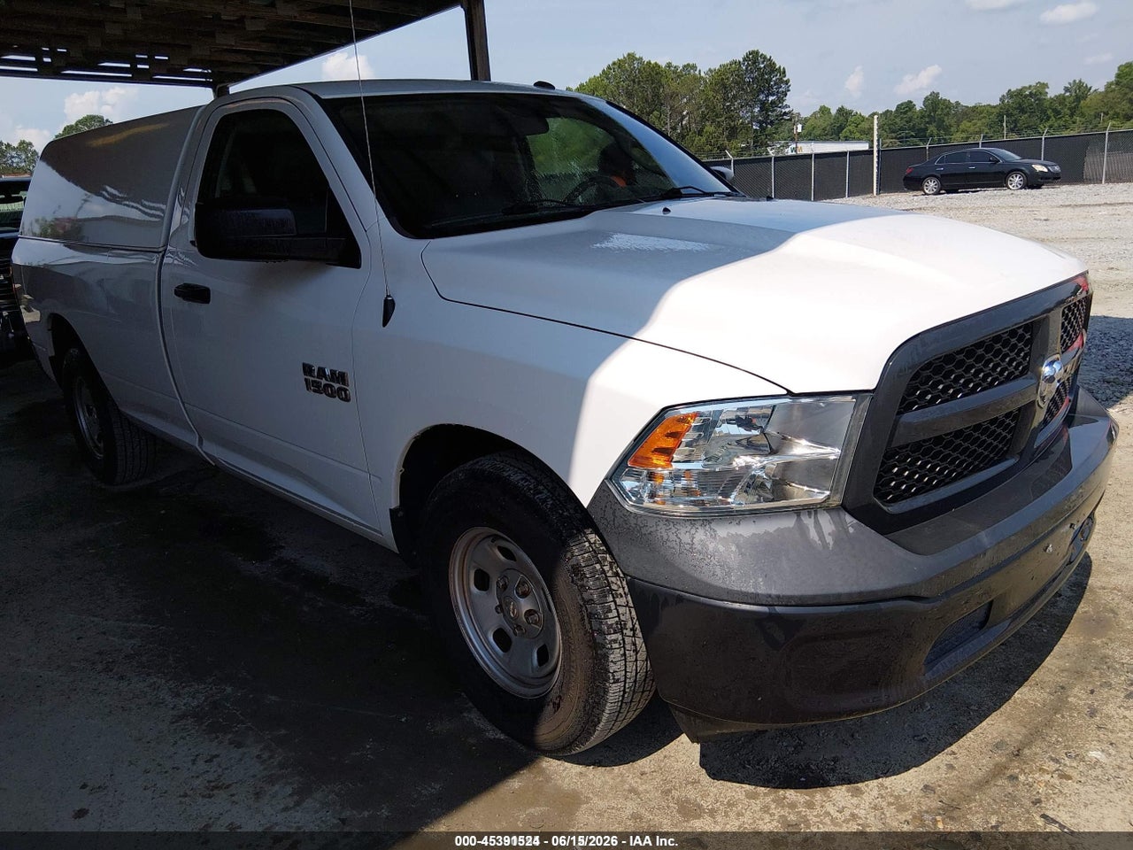 3C6JR6DG5JG****** · 2018 RAM 1500 TRADESMAN  4X2 8' BOX
